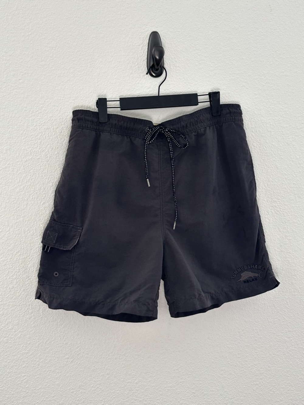 Tommy Bahama Charcoal Grey Cargo Swim Shorts Pockets Medium